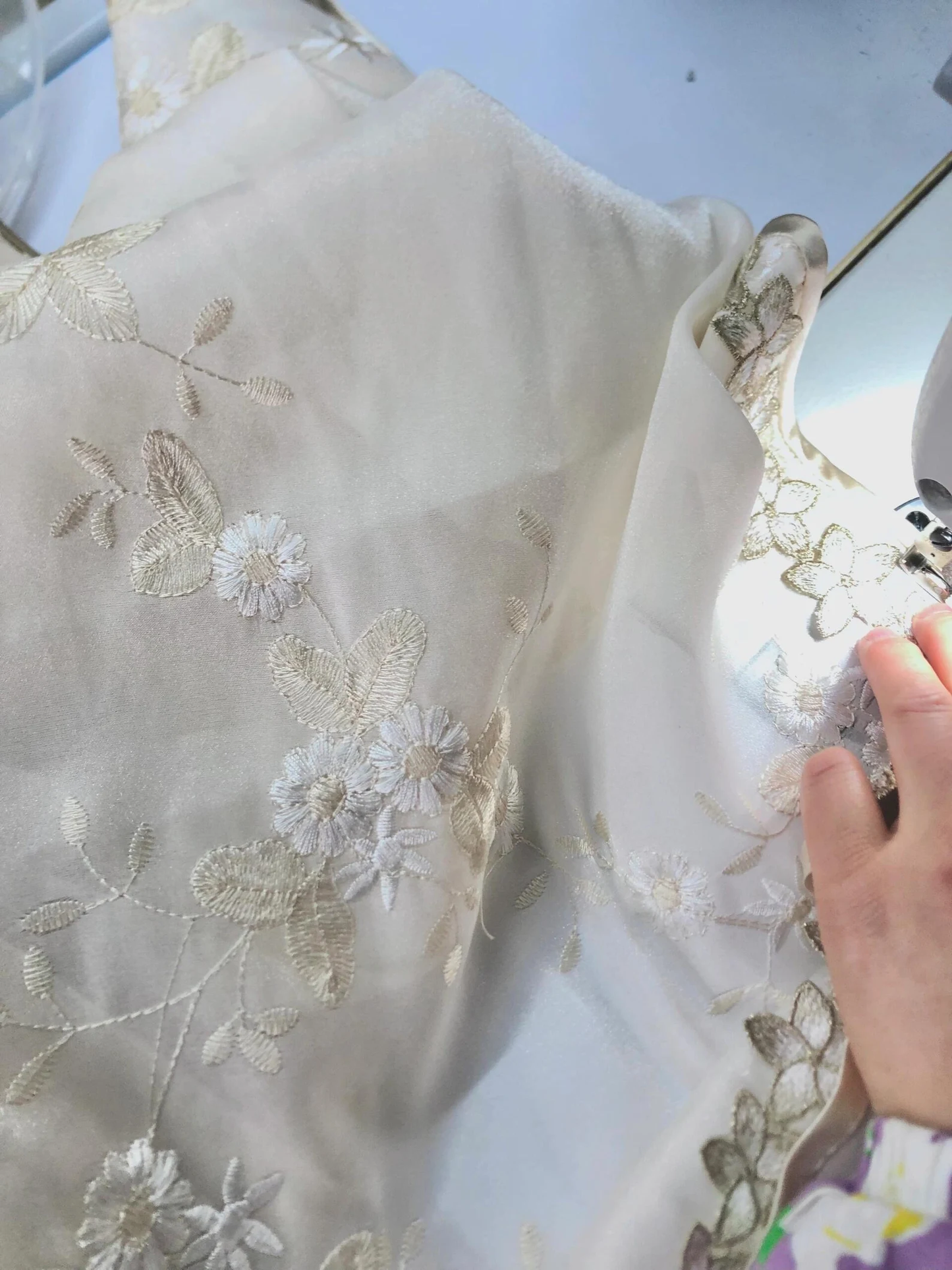 Creamy Lace Marie Antoinette Style Short Dress