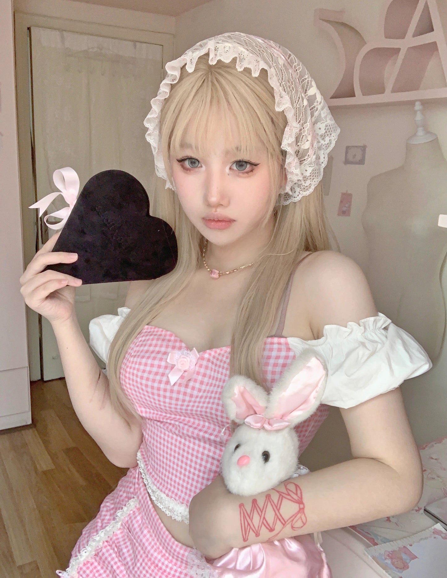 ♡ Girl Tasha ♡ - Lace Headscarf