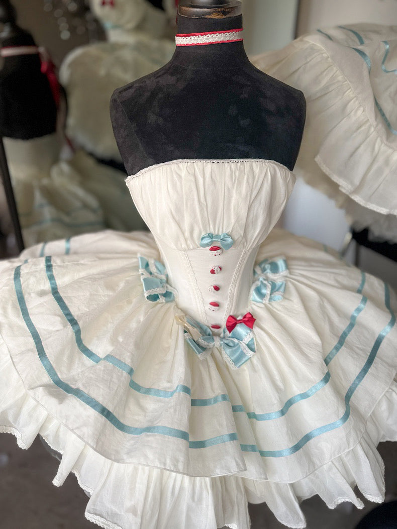 โก White Rabbit โก - Princess Dress