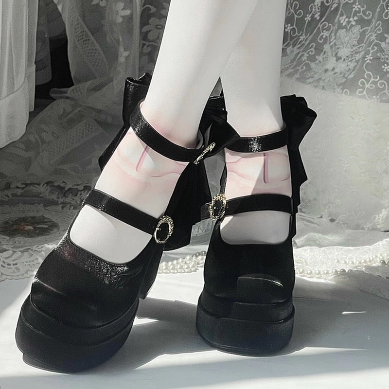 ♡ Fairy Lily ♡ - Satin Mary Janes