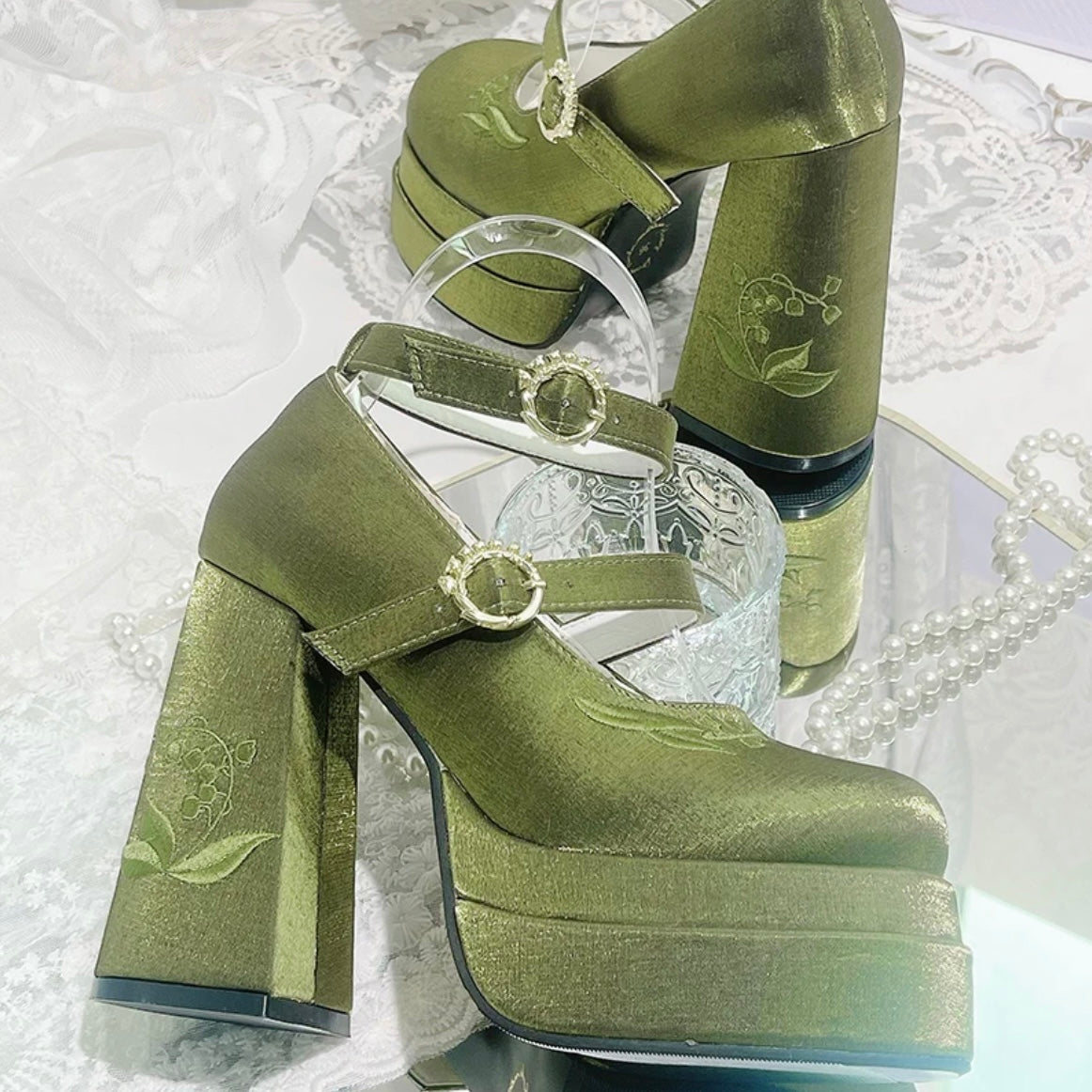 ♡ Fairy Lily ♡ - Satin Mary Janes