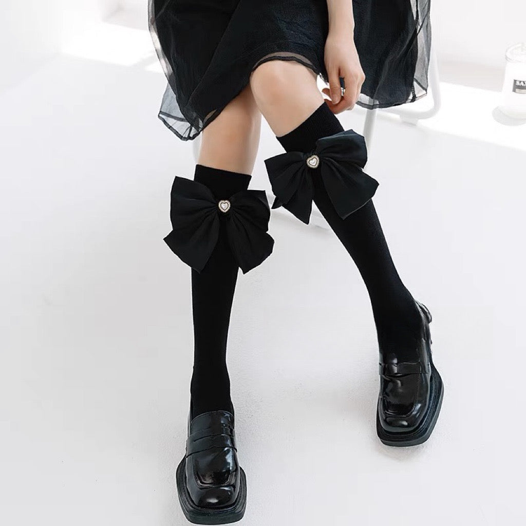 ♡ Pearl Bow Socks ♡