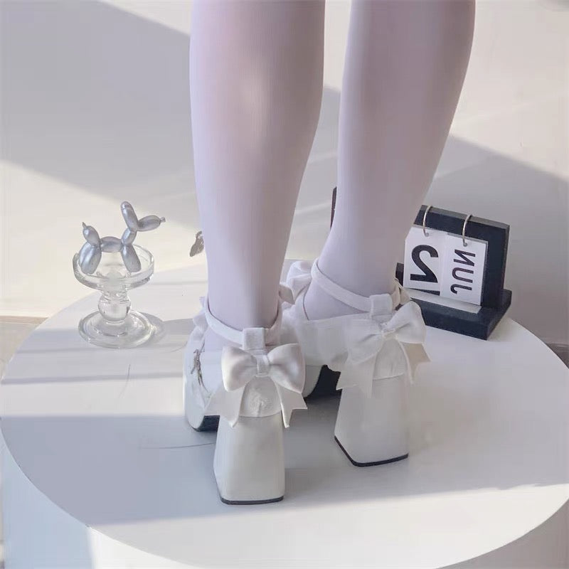 ♡ Girl Tina ♡ - Velvet High Heels