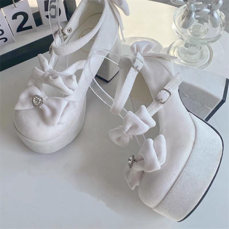 ♡ Girl Tina ♡ - Velvet High Heels