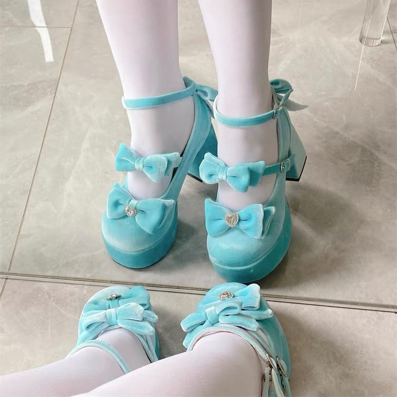 ♡ Girl Tina ♡ - Velvet High Heels