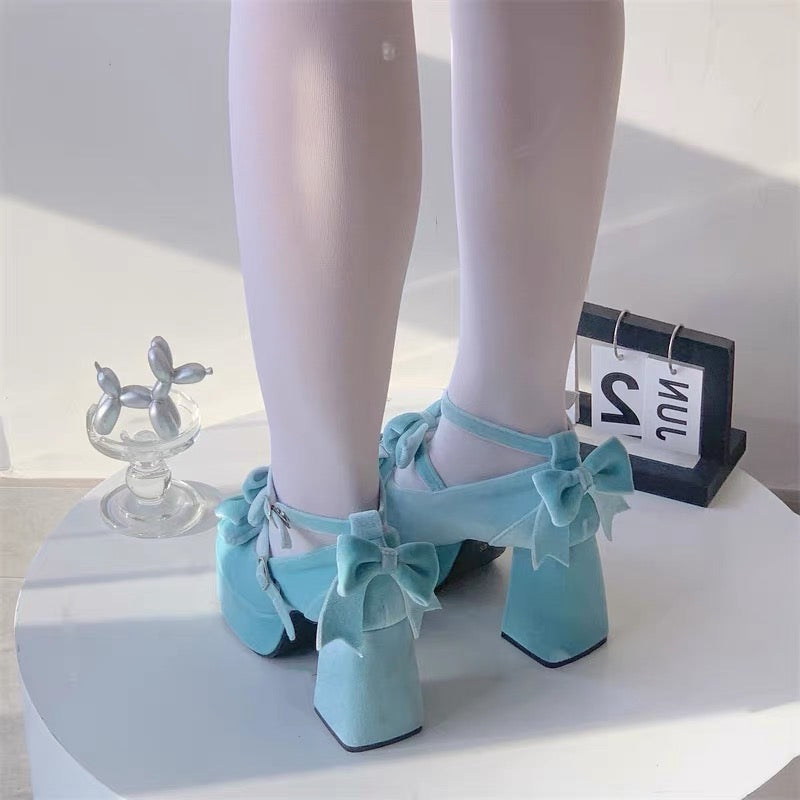 ♡ Girl Tina ♡ - Velvet High Heels
