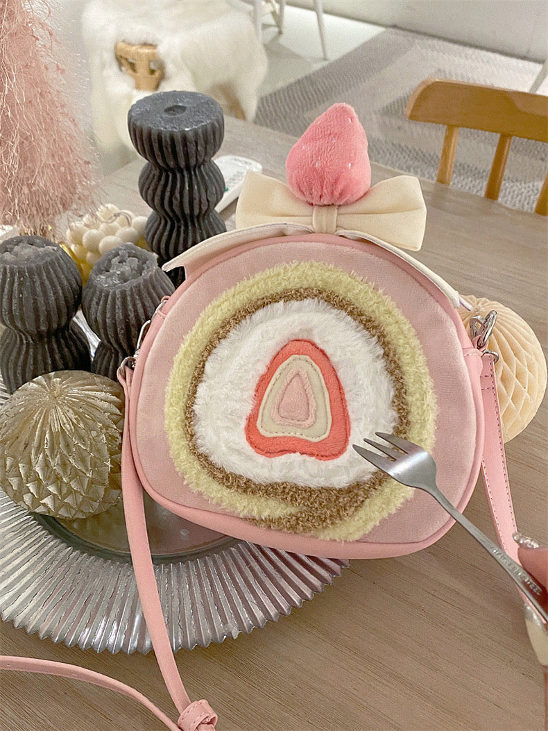 ♡ Strawberry Roll Bag ♡