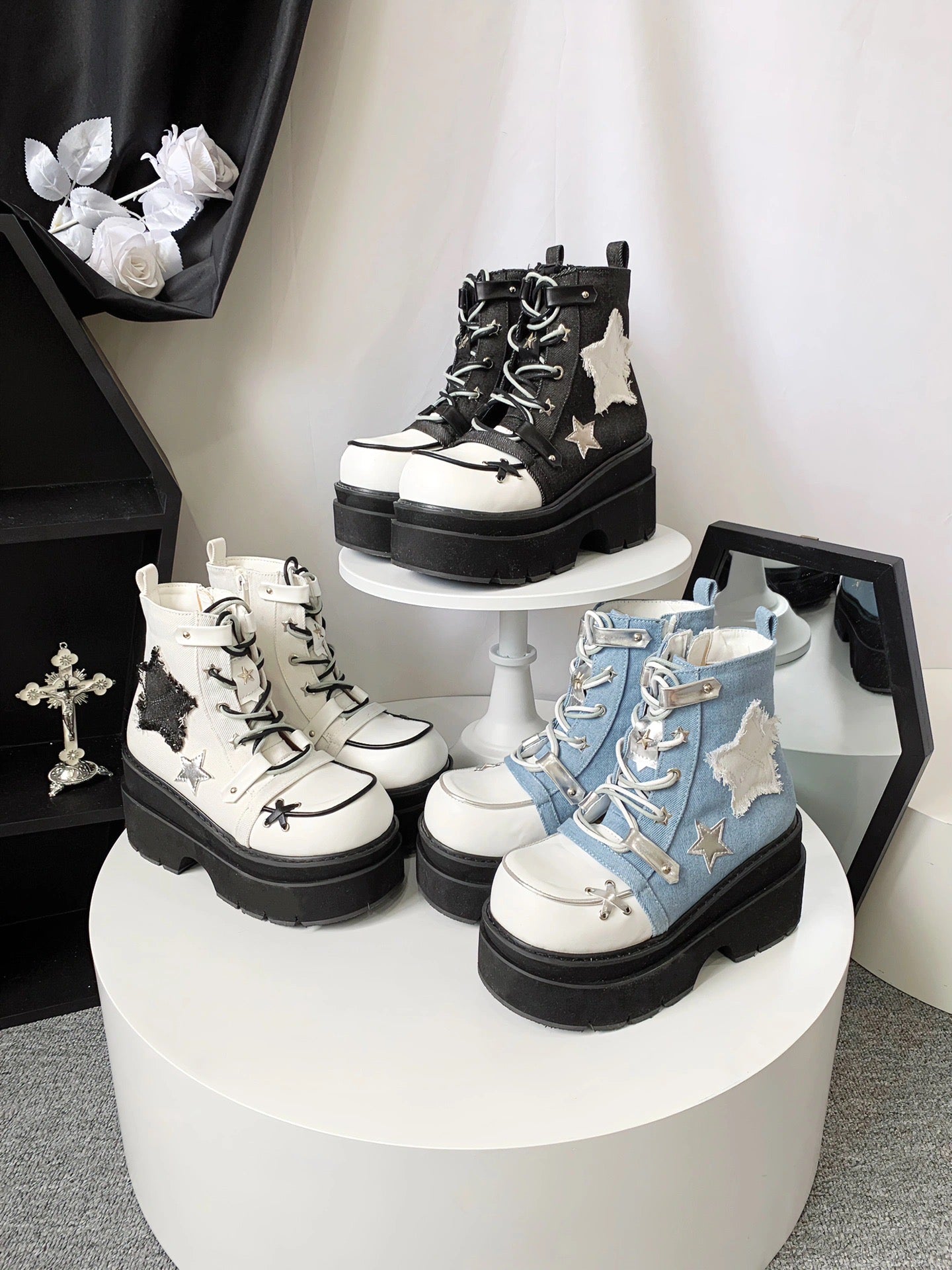 ♡ Transfer Student ♡ - Canvas Platform Bootie