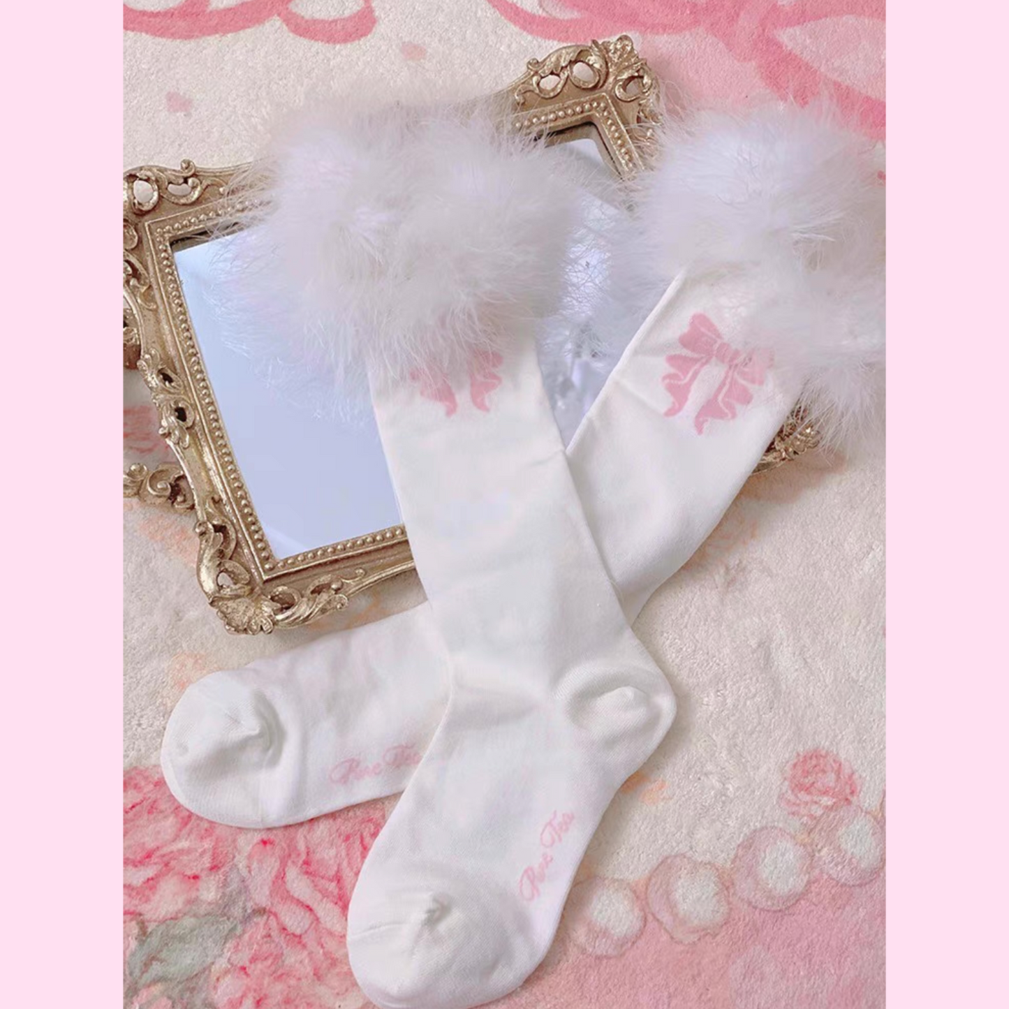 ♡ Feather Socks ♡