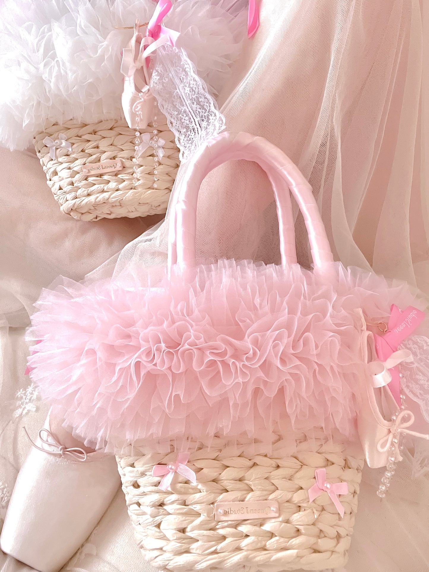 ♡ Fairy Floss ♡ - Ballet Ruffle Straw Bag