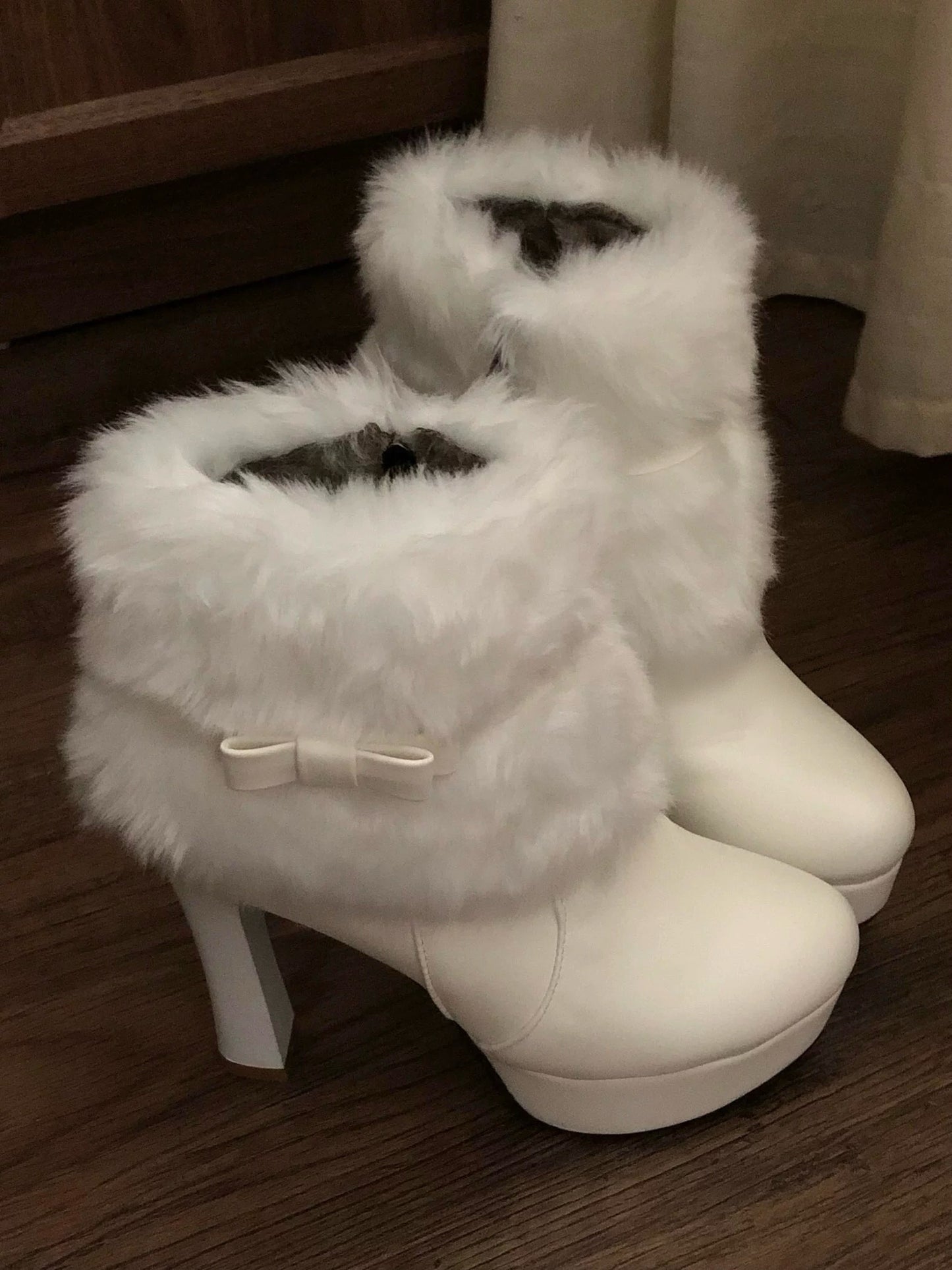 ♡ Milky Puff ♡ – Cozy Princess Boots