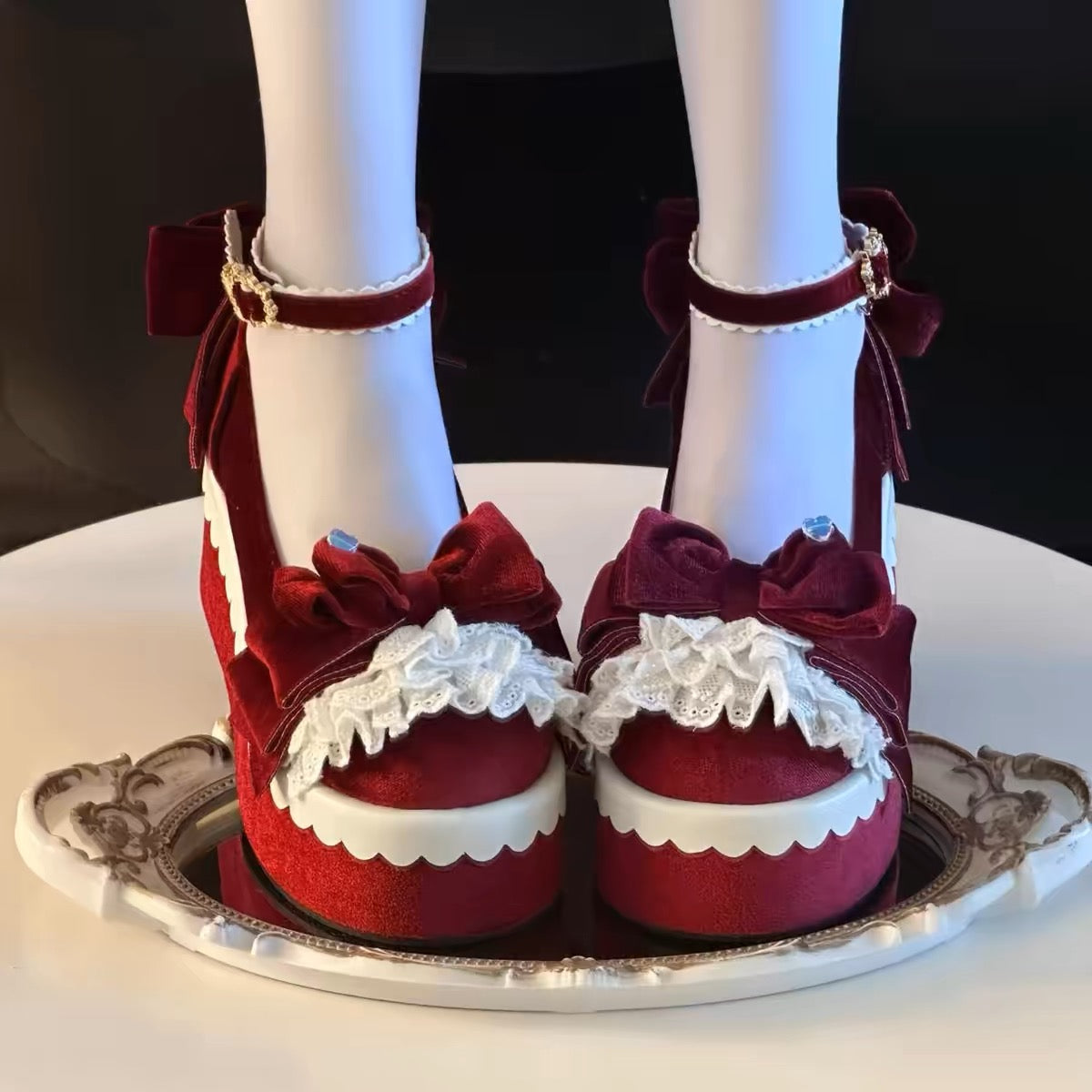 ♡ Stack Cake ♡ - Velvet Platforms