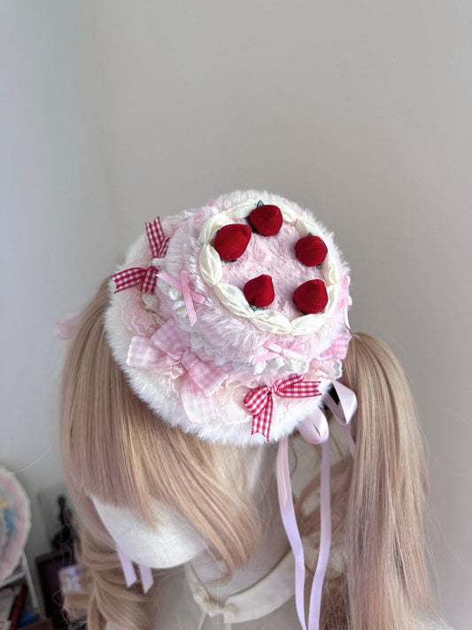 ♡ Strawberry Cake ♡ - Handmade Mini Hat