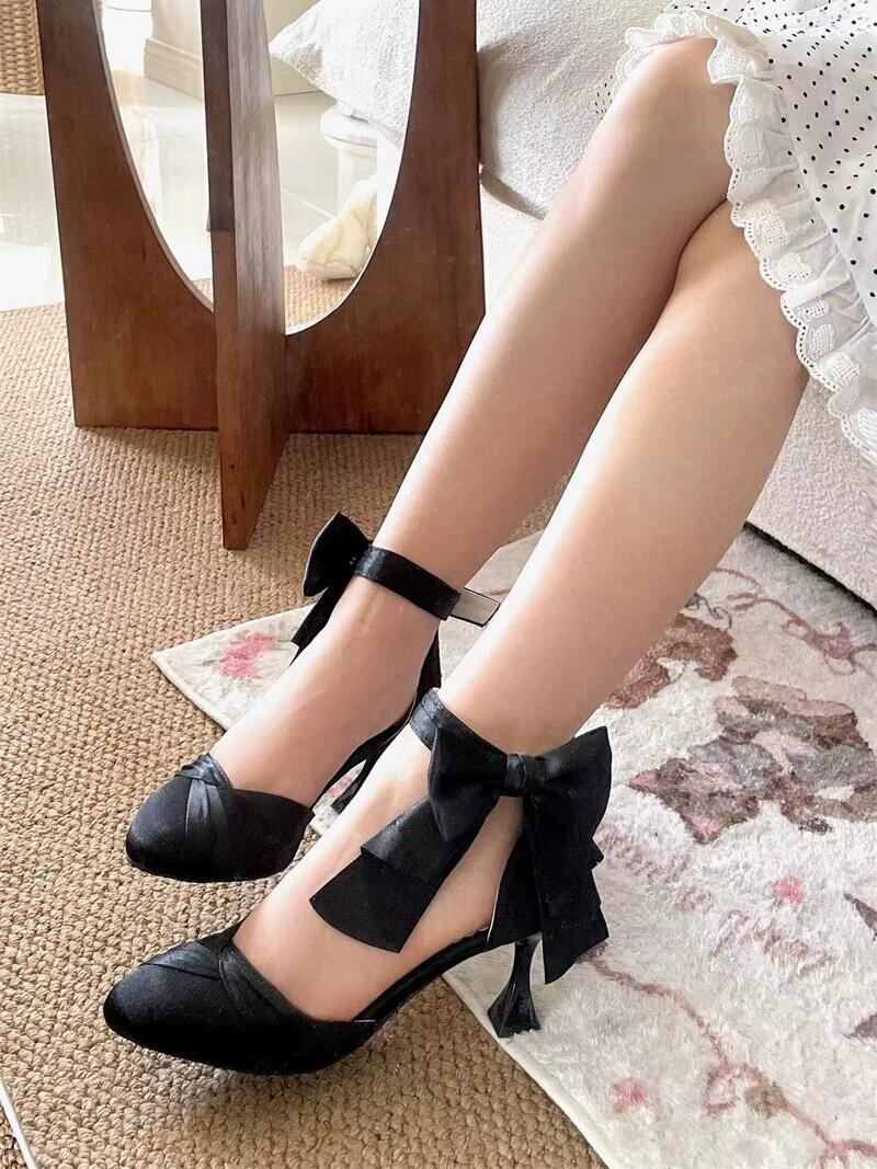 ♡ Crown ♡ - Satin Wedding Heels