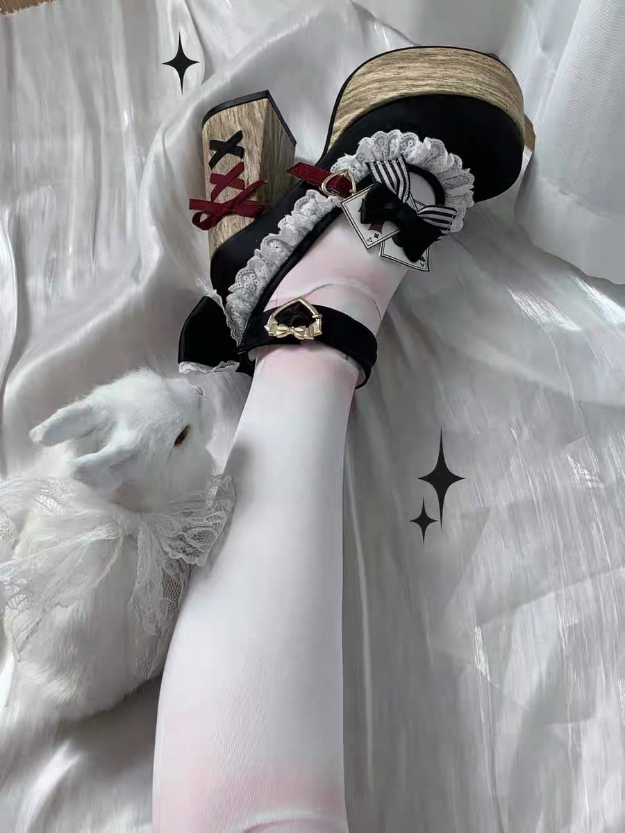 ♡ Alice's Wonderland ♡ - Dolly Heels