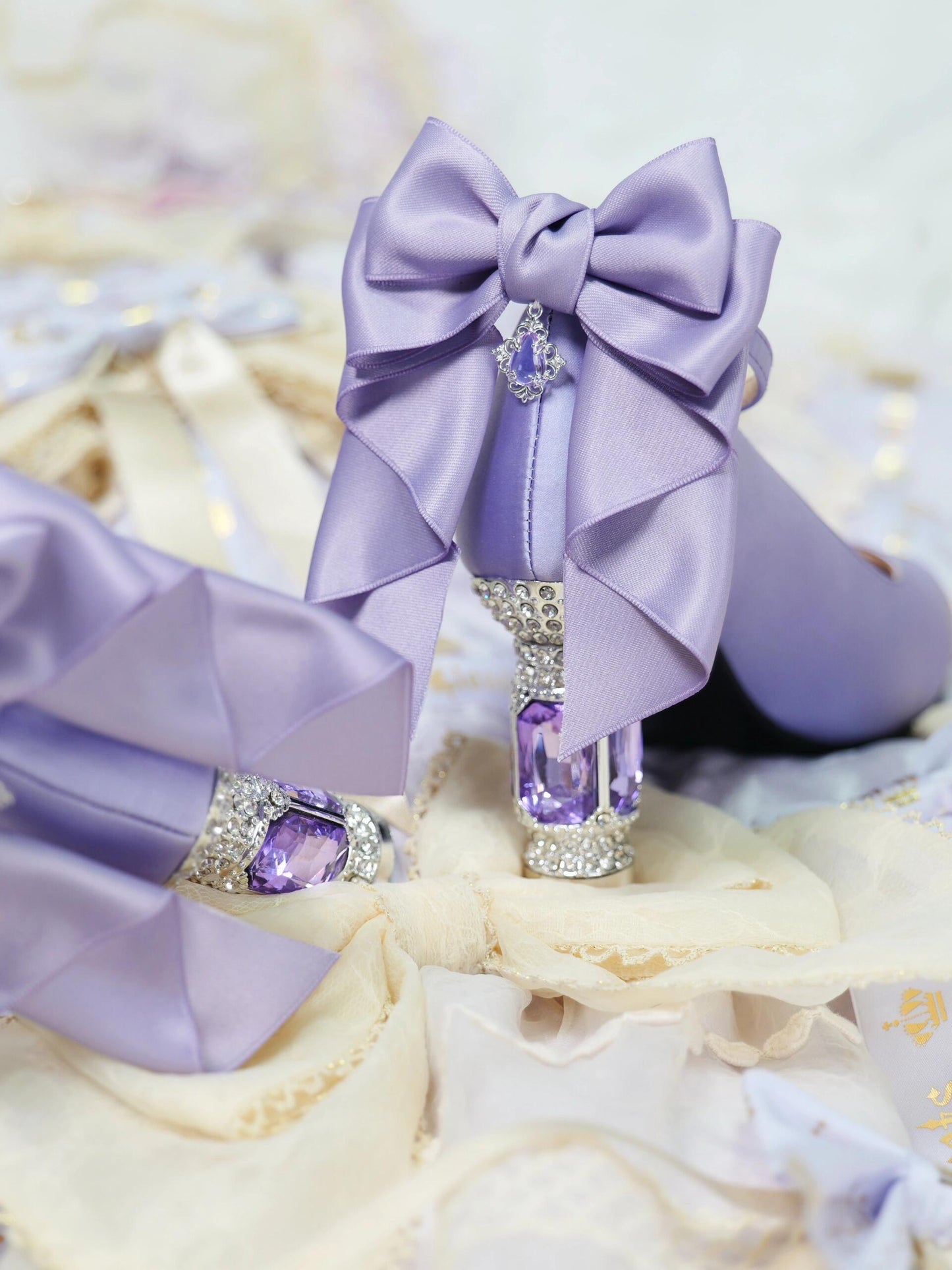 ♡ Inmyname ♡ - Gemstone Bow Leather Heels