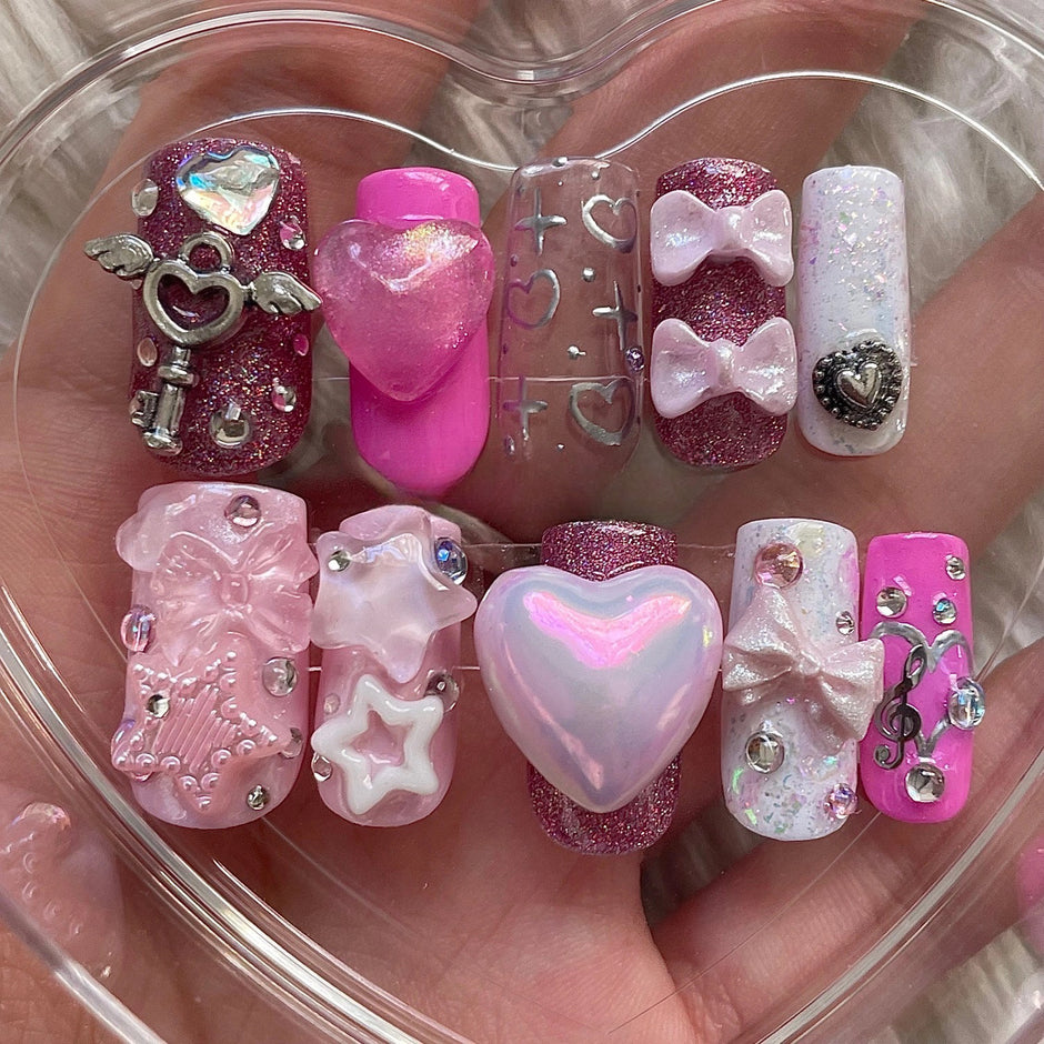 Press-on Nails – Heart of Doll